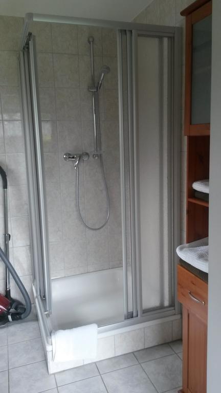 זימראת' Ferienwohnung Roeben מראה חיצוני תמונה